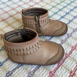 Stride rite Bianca bootie, Size 6 without box